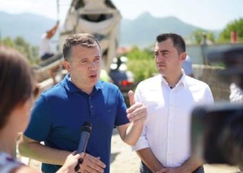 Argjinatura në Mengël/ Balla inspekton punimet: Zgjidhëm një problem shumëvjeçar me përmbytjet