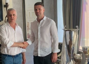 Andi Lila zyrtarisht futbollist i Tiranës, i thotë stop pretendimeve të Kukësit