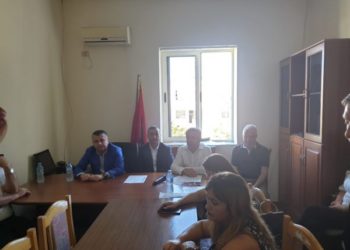 Betohet kryebashkiaku i ri i Peqinit, Balla u lë porosi anëtarëve të këshillit