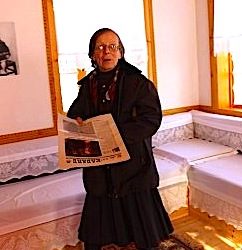 Motra e Kadaresë mes grave të përndjekura nga sigurimi, detaje të dosjes “shtriga”