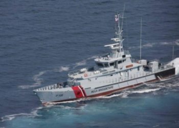 “Oriku” i ushtrisë shqiptare shpëton pesë persona në detin Egje