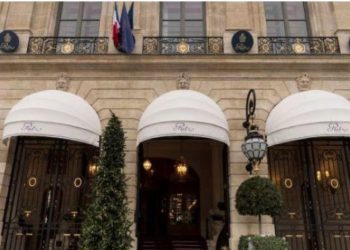 Prezantohej si princeshë, vjedh 1.6 milionë euro bizhuteri në Paris