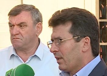 Duka mbështet vendimet e Bashës, ndërsa Mediu i hapur për negociata me PS-në! Filluan përçarjet?