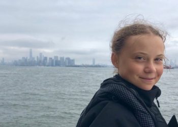 Po sensibilizon botën për ngrohjen globale,  vajza autike e nominuar për çmimin “Nobel”