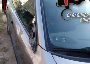 Pranga 26-vjeçarit shqiptar në Itali, aksidentoi për vdekje një person dhe e la në rrugë