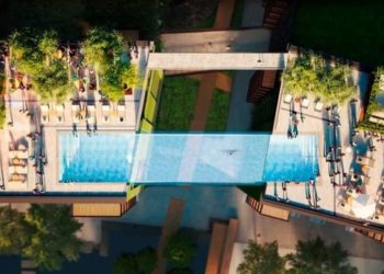 Pishina e parë “qiellore” hapet vitin tjetër në Londër