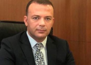 “PD hiqet sikur harron”, Koço Kokëdhima flet për Valdrin Pjetrin: Ishte drejtor edhe në kohën e Berishës