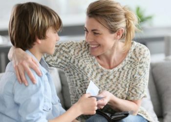 Ja çfarë duhet t’u mësoni fëmijëve rreth financave