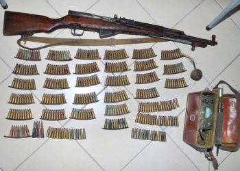 Shmanget krimi në familje, policia zbulon në Korçë armë e municione
