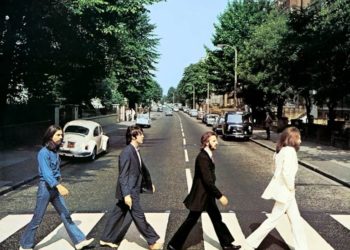 Fansat e ”Beatles” kujtojnë 50-vjetorin e… një fotografie!