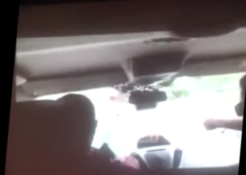 VIDEO/ Në ish-Bllok, “Smack My Bitch Up” e Prodigy shfaqet me Mihal Kokëdhimën që sulmoi turistët