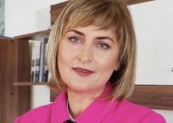 As 24 orë në krye të bashkisë së Durrësit, Sako nxjerr urdhrin e parë: Të shtunën në punë