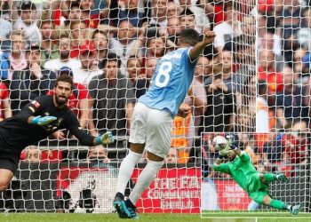 Manchester City kampione në fuqi! Guardiola i rrëmben Kloppit Superkupën