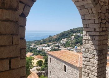 FOTO / Dhërmiu siç nuk e keni parë, Rama publikon pamjet nga fshati