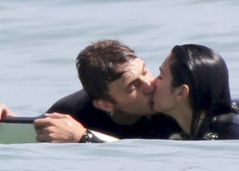 FOTO/ Dua Lipa shijon pushimet me të dashurin e saj në Malibu