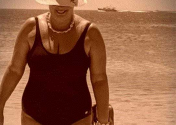 FOTOT/ “Mos ha shume se je shendoshur”, fansat kritikojne moderatoren shqiptare