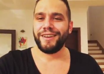 VIDEO/ U fol se ishte i sëmurë, Flori Mumajesi rikthehet me një mesazh të rëndësishëm: Humba…