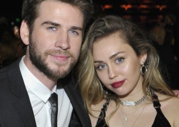 Pas divorcit/ Aktori Liam i jep Miley Cyrus kujdestarinë e 15 kafshëve