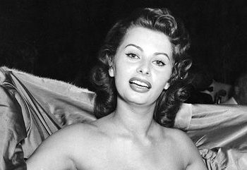 Kinemaja verore, 14 filma italianë të viteve 50-70 shfaqen në Tiranë