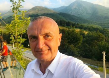 Ilir Meta, si në përrallë! Pas ‘tërmeteve’ shijon bjeshkët