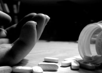 Tragjedi në familje, 16-vjeçari në Korçë i jep fund jetës duke u vetëhelmuar