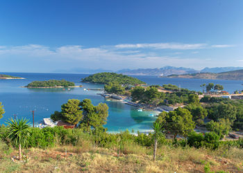 Revista amerikane lobon Rivierën shqiptare: Panoramë që të lë pa frymë