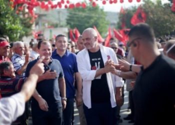 Deputeti i opozitës “kërcënon” Ramën: Thirri mendjes, s’do i gëzosh 61 bashkitë mos u fry kot