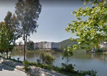 Ishte shpallur i humbur nga familja, 31-vjeçari gjendet i pajetë tek Liqeni