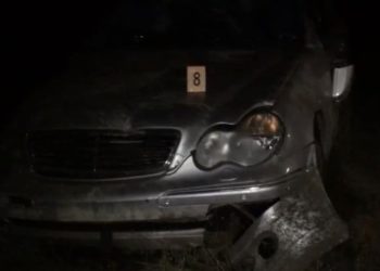 Makina e drejtuar nga italiani përmbyset në Sarandë, udhëtonte me familjen