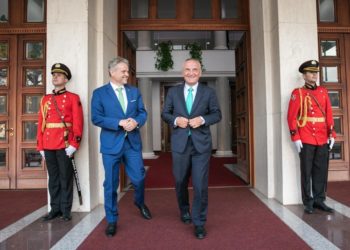 Meta takon ambasadorin austriak para ikjes, një falenderim të posaçëm për promovimin e maleve