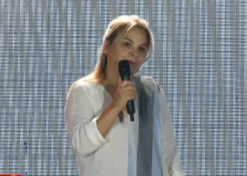 Jalë/Monika Kryemadhi kujton me nostalgji kohën kur u anëtarësua te PS