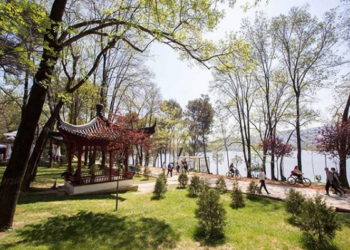 Dita e fundit e Verës, ja si parashikohet moti për fundjavën