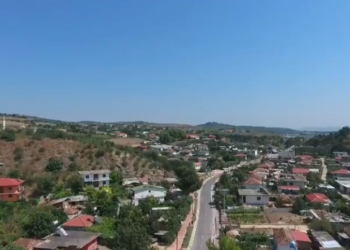 VIDEO/ Rama publikon transformimin e Myzeqesë: Mos thoni që s’kemi bërë asgjë për fshatin