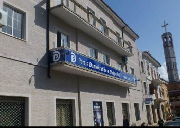 PD e Shkodrës reagon pas bllokimit të financimeve: Hakmarrje e Edi Ramës