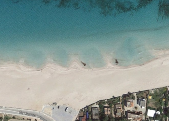 FOTO/ Erozioni zhduk plazhet në Siçili, çdo vit 5 km më pak