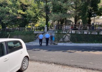 FOTO/ Këta janë dy turistët hungarezë që humbën në Karaburun