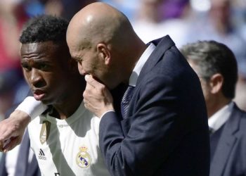 Rivaldo bën avokatin e Zidane, ka një këshillë për Vinicius Jr