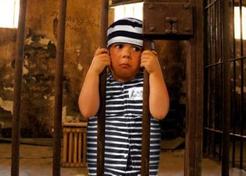 Shqipëria ka shifra të larta për burgosjen e fëmijëve, përpjekje për mbrojtje të të miturve