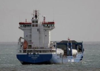 “Marrin peng” anijen angleze, 21 shqiptarët ishin fshehur, por dalin hapur prej nevojës për ushqime