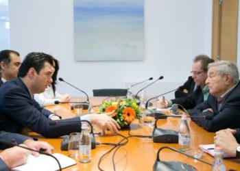 Drejtori i “Fondacionit Soros”: Basha përfitoi bursë si çdo …! Berisha: T’i kthejë paratë mbrapsht