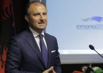 BE mbështet lirinë e mediave në Shqipëri/ Soreca: Lajmet e rreme e gërryejnë besimin e publikut