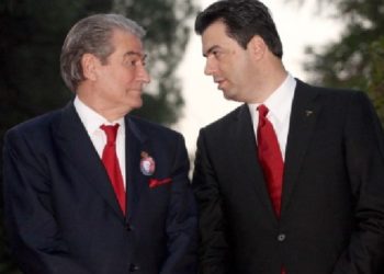 Basha bojkoton mendimin pluralist, e jo median