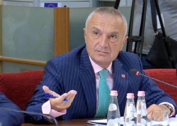 Meta nuk kursen as ambasadorët: Mos flisni në emër të popullit shqiptar