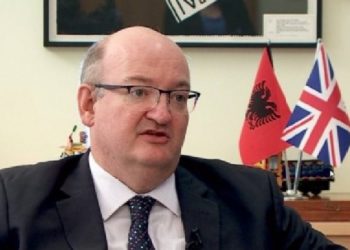 Ambasada e Britanisë reagon për vendimin ndaj Tahirit: Reforma gjyqësore të çohet në fund, sistemi po rritet me pjekuri