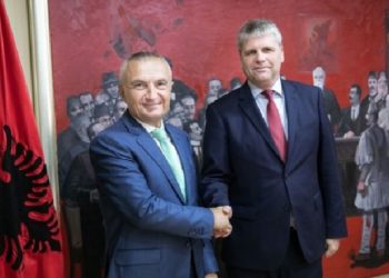 Meta ka një kërkesë specifike për diplomatin austriak