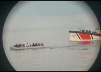 Deti Egje/Anija shqiptare Oriku në tre misione gjatë natës shpëtoi 111 emigrantë