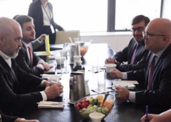 Rama takohet me Reeker dhe Palmer: Mbështetës të palëkundur të reformave në Shqipëri