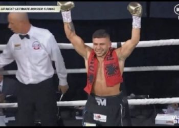 (Video) Boksieri i pamposhtur, Florian Marku “thyen” çekun Serban