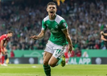 VIDEO/ Perla e Rashicës bën të heshti “Signal Iduna Park”