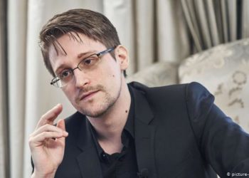Snowden paralajmëron për autoritarizmin në botë: Mbledhja e të dhënave rrezik për demokracinë